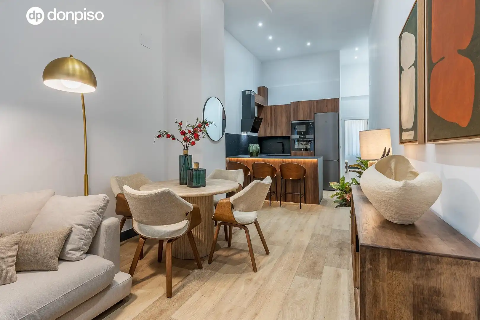Sala d'estar de Planta baixa en venda en Granada amb Moblat i Piscina comunitària