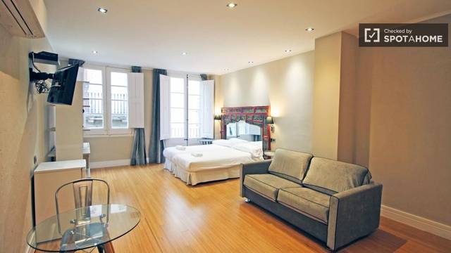 Piso en Alquiler en Sant Pere, Sta. Caterina i la Ribera