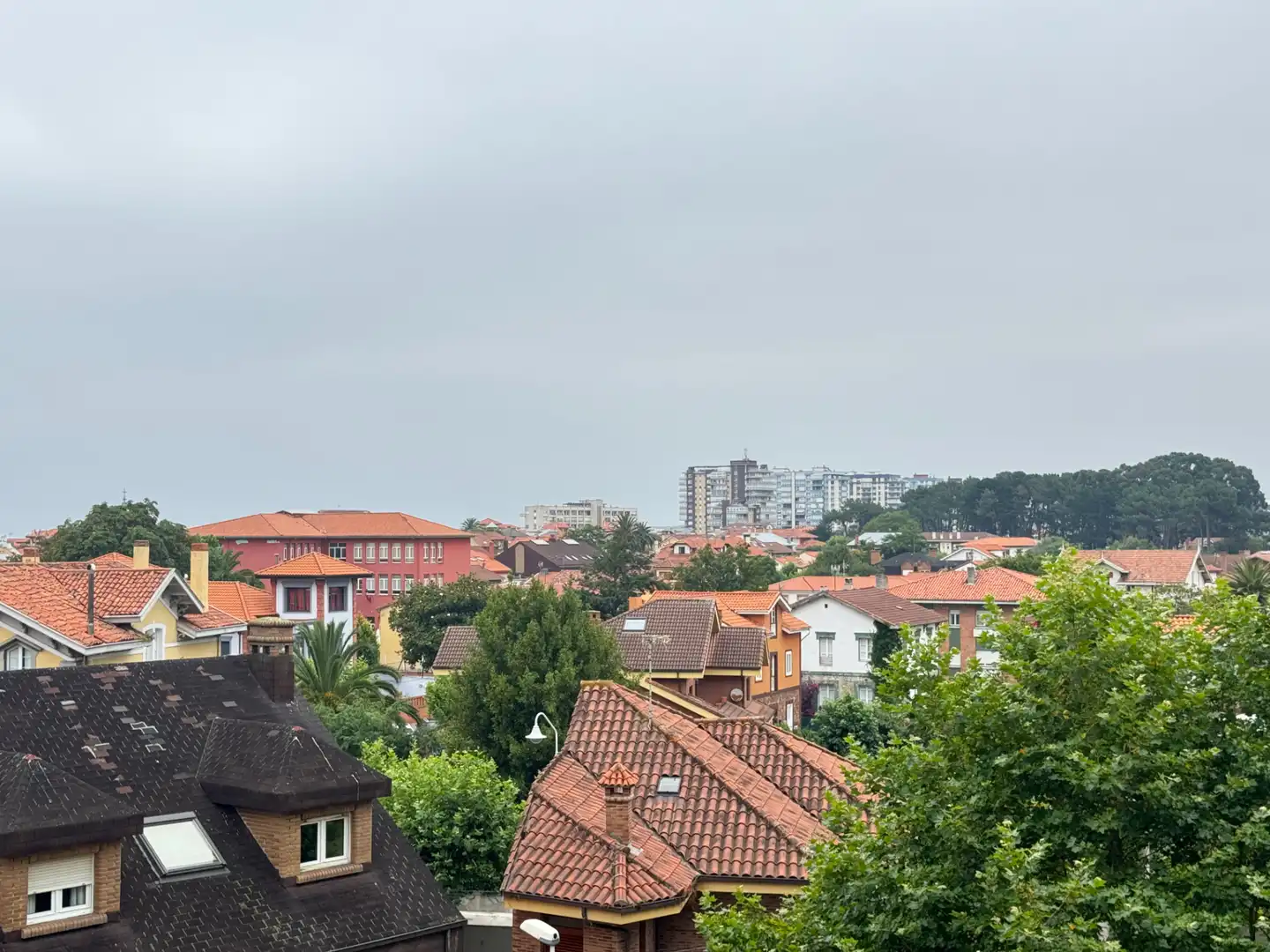 Vista exterior de Piso en venta en Castrillón con Calefacción, Parquet y Terraza