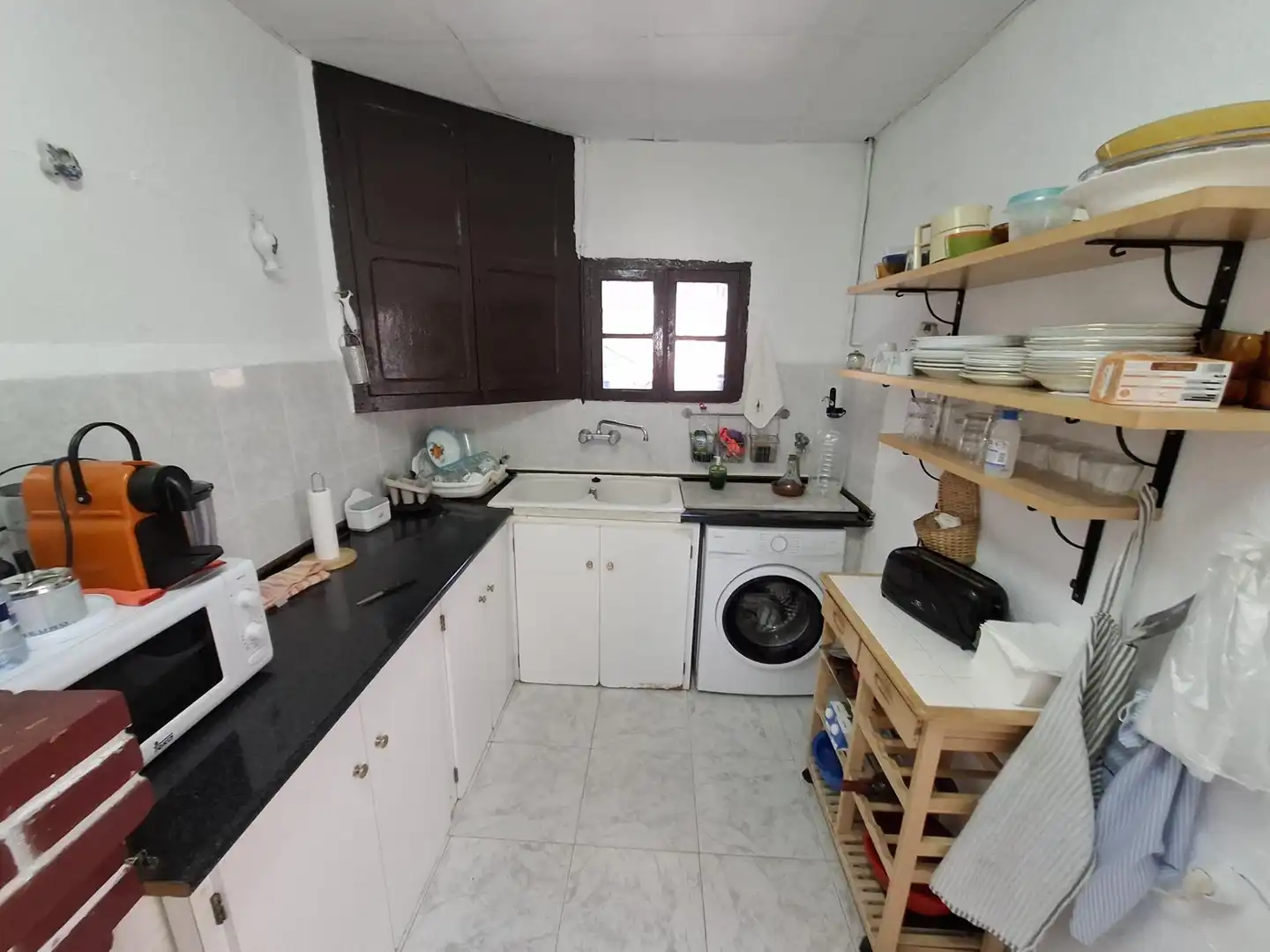 Cuina de Casa adosada en venda en Fonz amb Moblat i Balcó