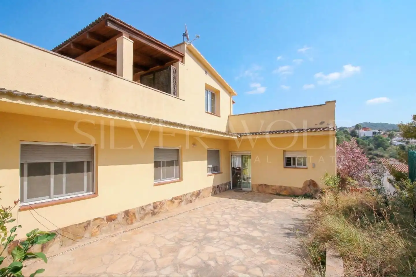 Vista exterior de Casa o xalet en venda en Sitges amb Aire condicionat, Calefacció i Jardí privat