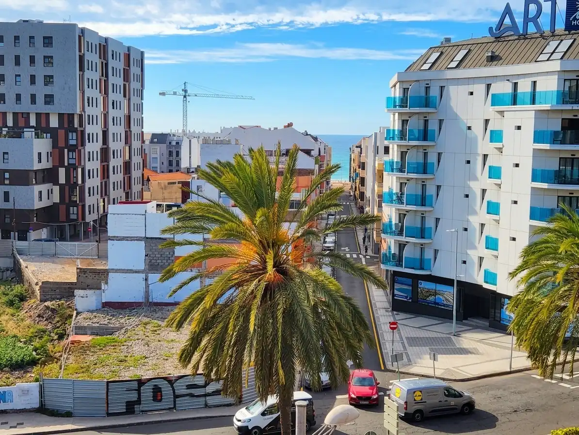 Vista exterior de Pis en venda en Las Palmas de Gran Canaria amb Traster