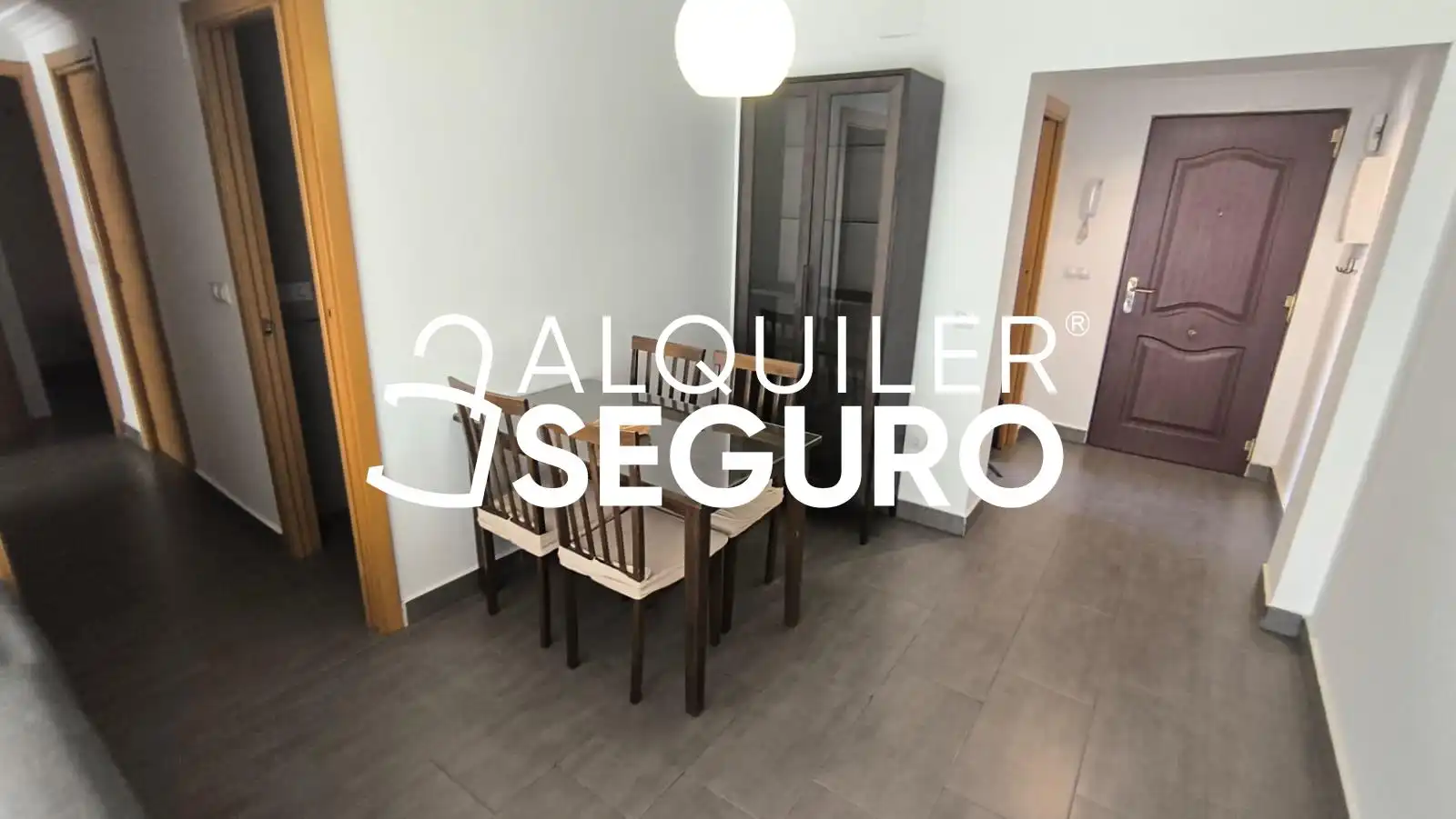 Habitación de Piso de alquiler en Sevilla con Terraza y Amueblado