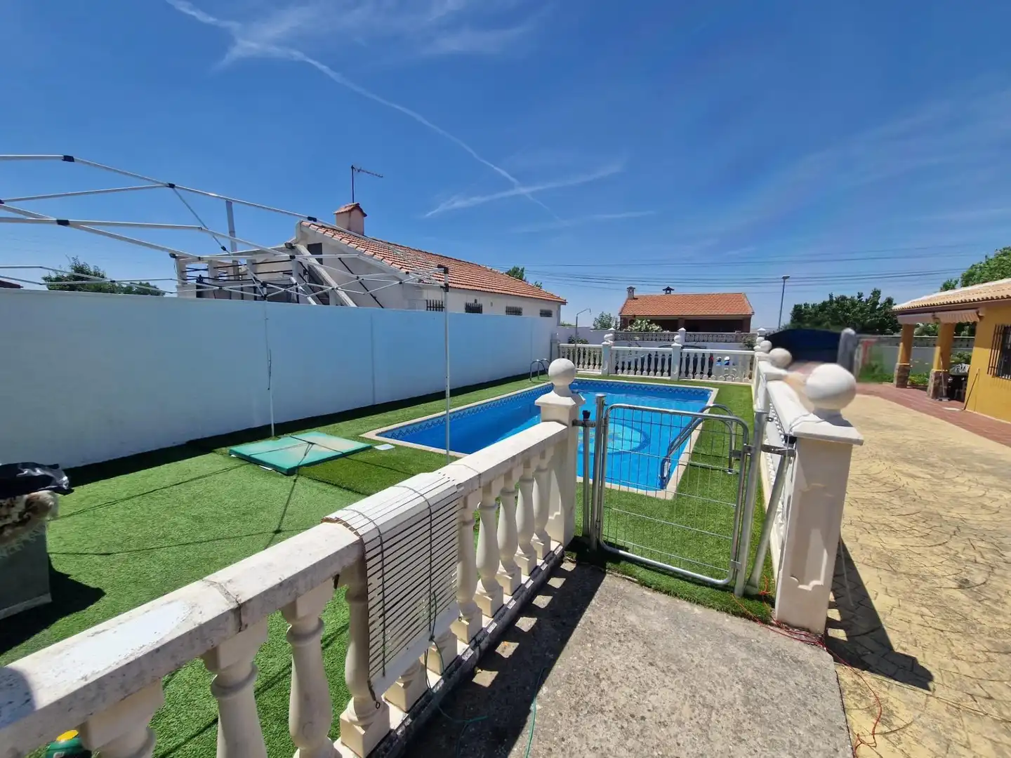 Swimming pool of Houses for sale in Palomeque  with Heating, Private garden and Storage room