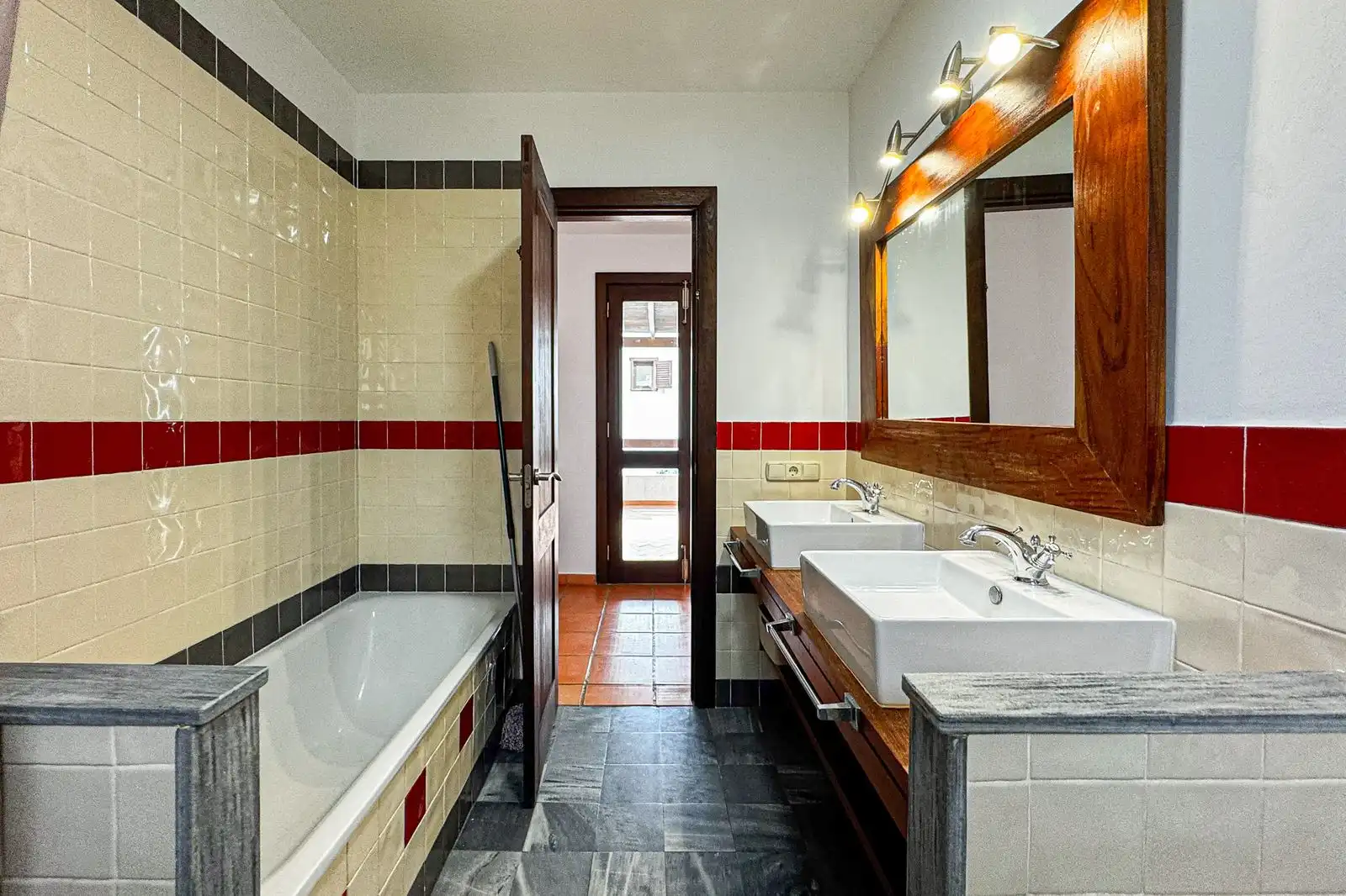 Bathroom of Houses for sale in Níjar  with Terrace, Storage room and Swimming Pool