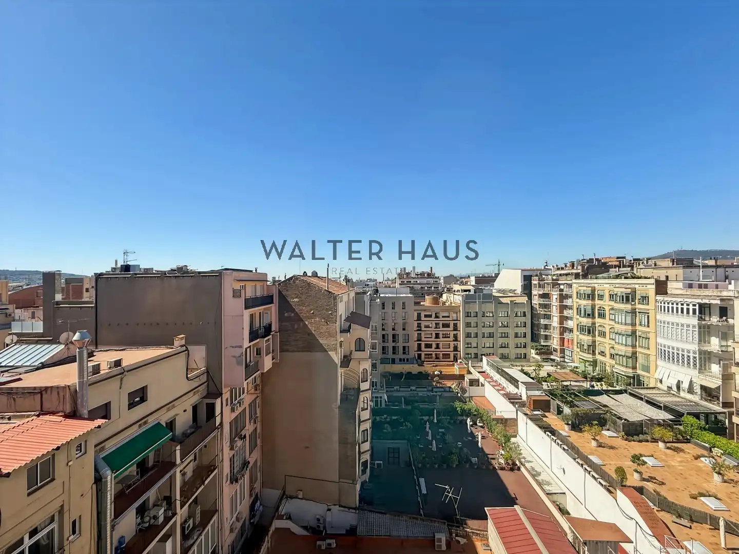 Vista exterior de Dúplex en venta en Barcelona con Aire acondicionado y Amueblado