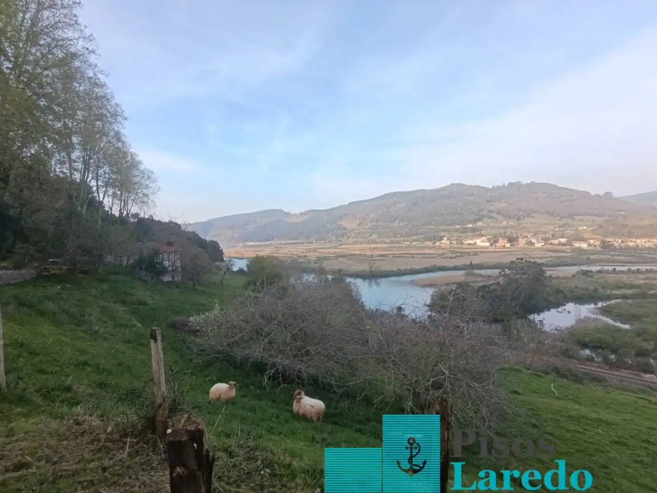 Casa o chalet en venta en Voto con Jardín privado, Terraza y Amueblado