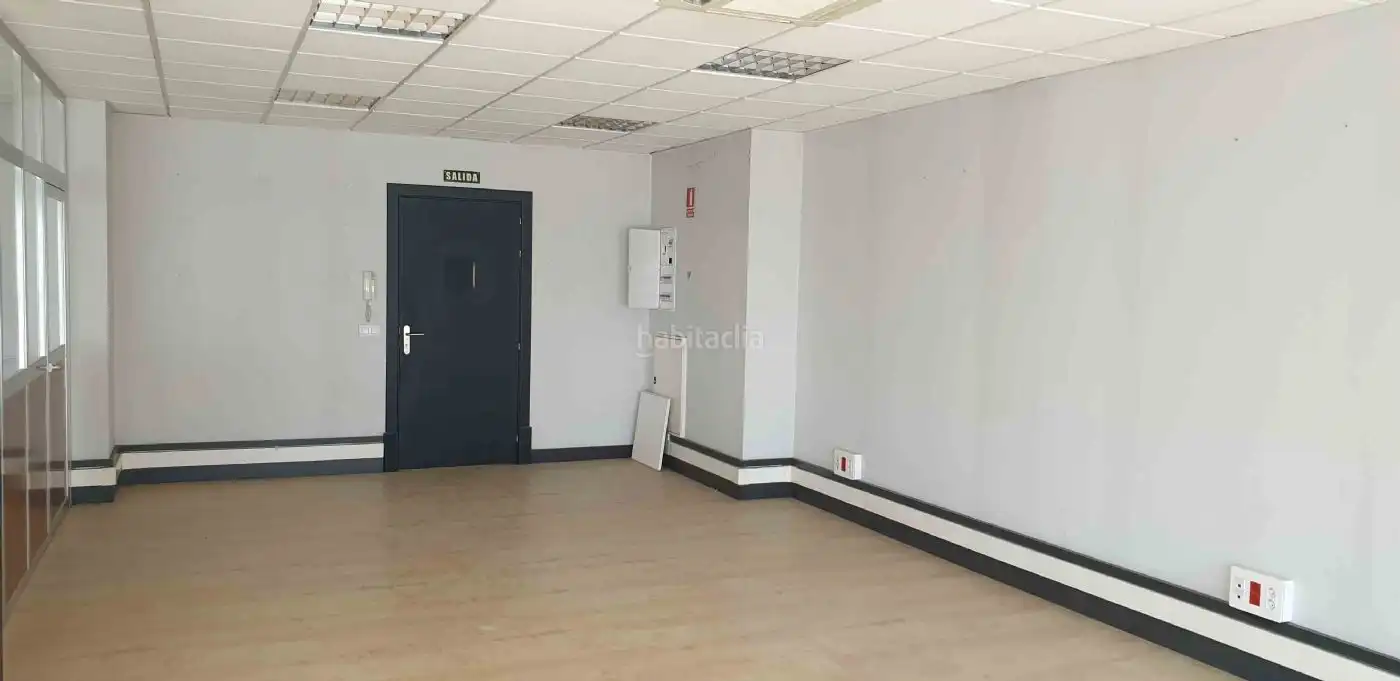 Bureau avec ascenseur à vendre à Calle de Francisco Aritio 115, imagen 6