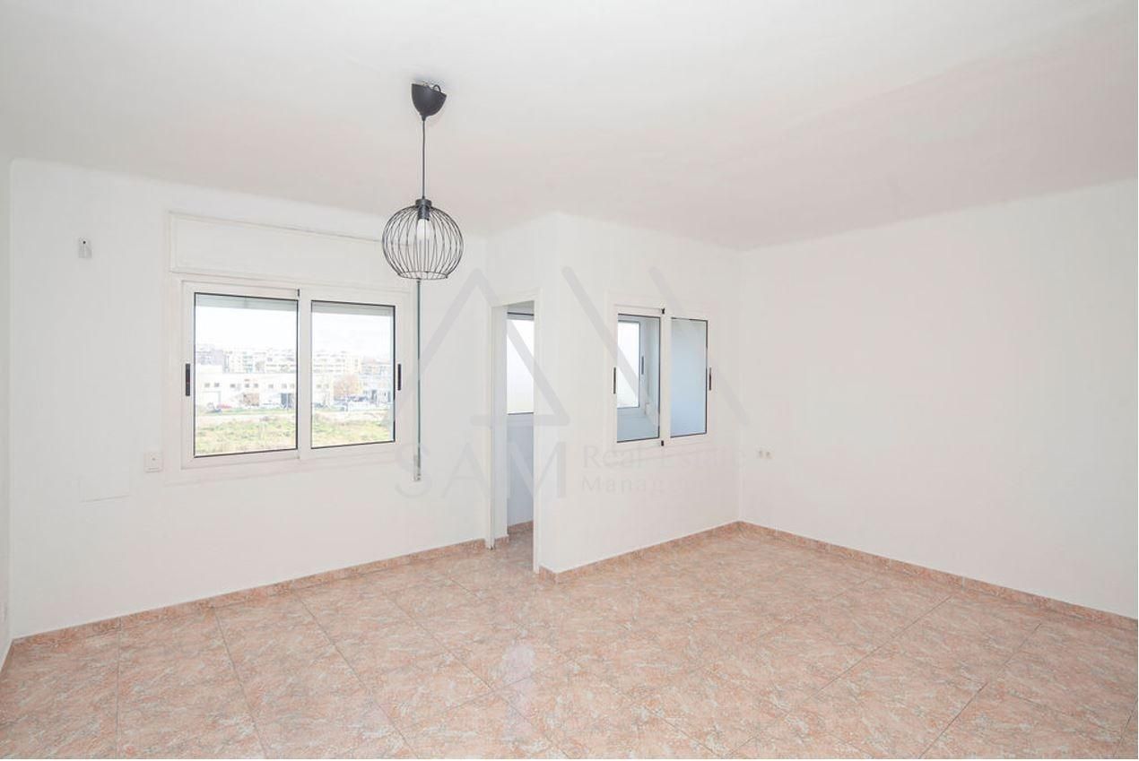 Bedroom of Flat for sale in Ripollet