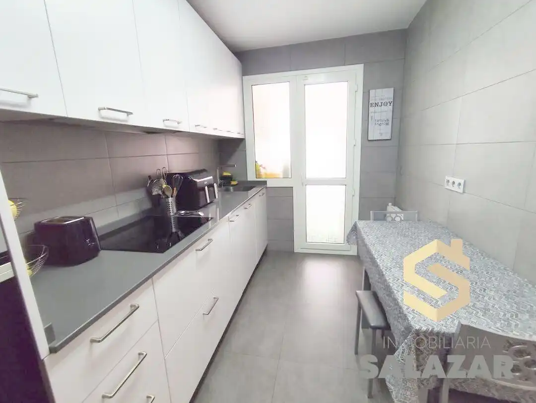 Kitchen of Flat for sale in Bilbao   with Heating, Storage room and Balcony