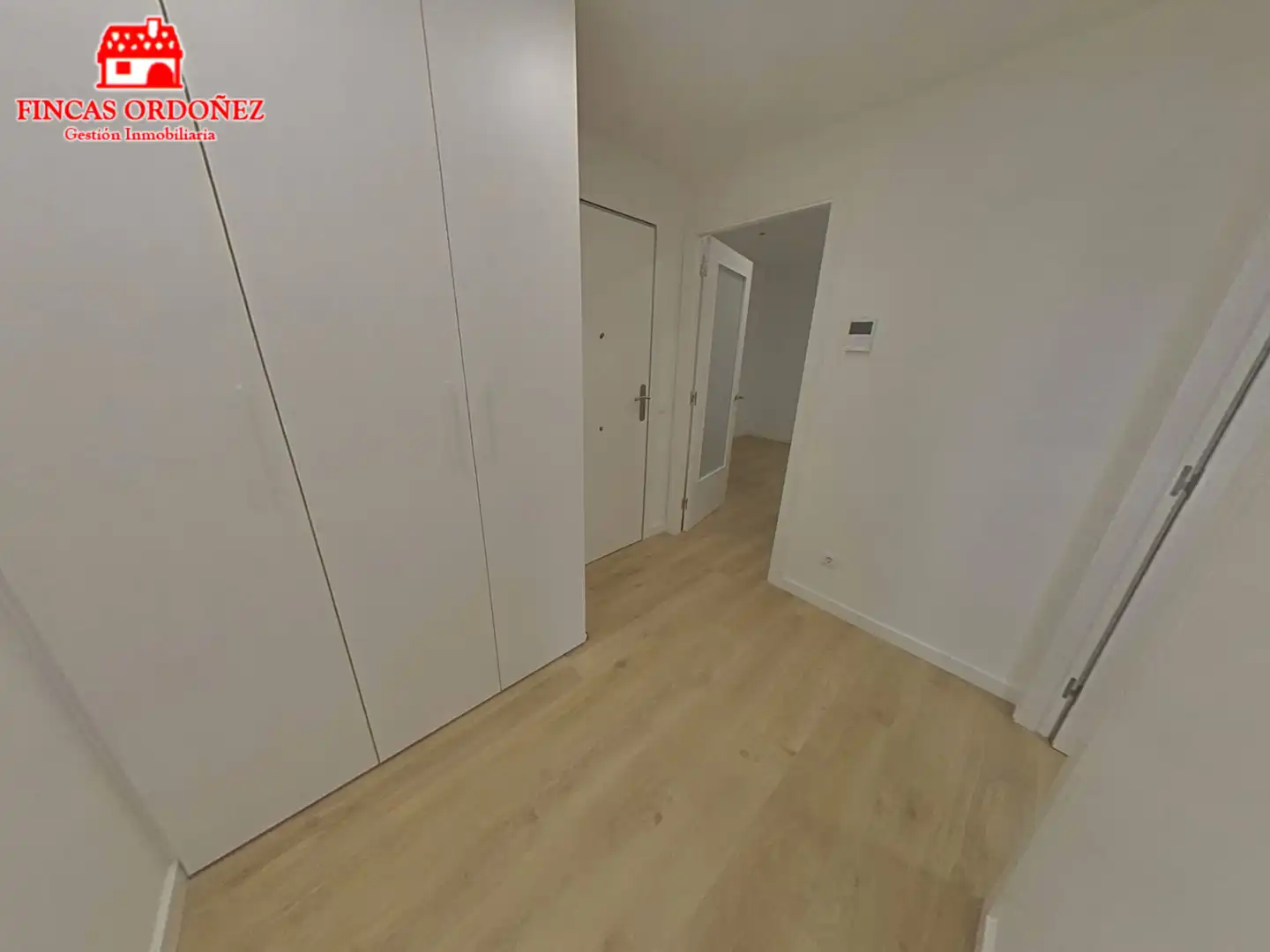 Wohnung zum Verkauf in Sant Andreu de la Barca mit Klimaanlage, Heizung und Balkon