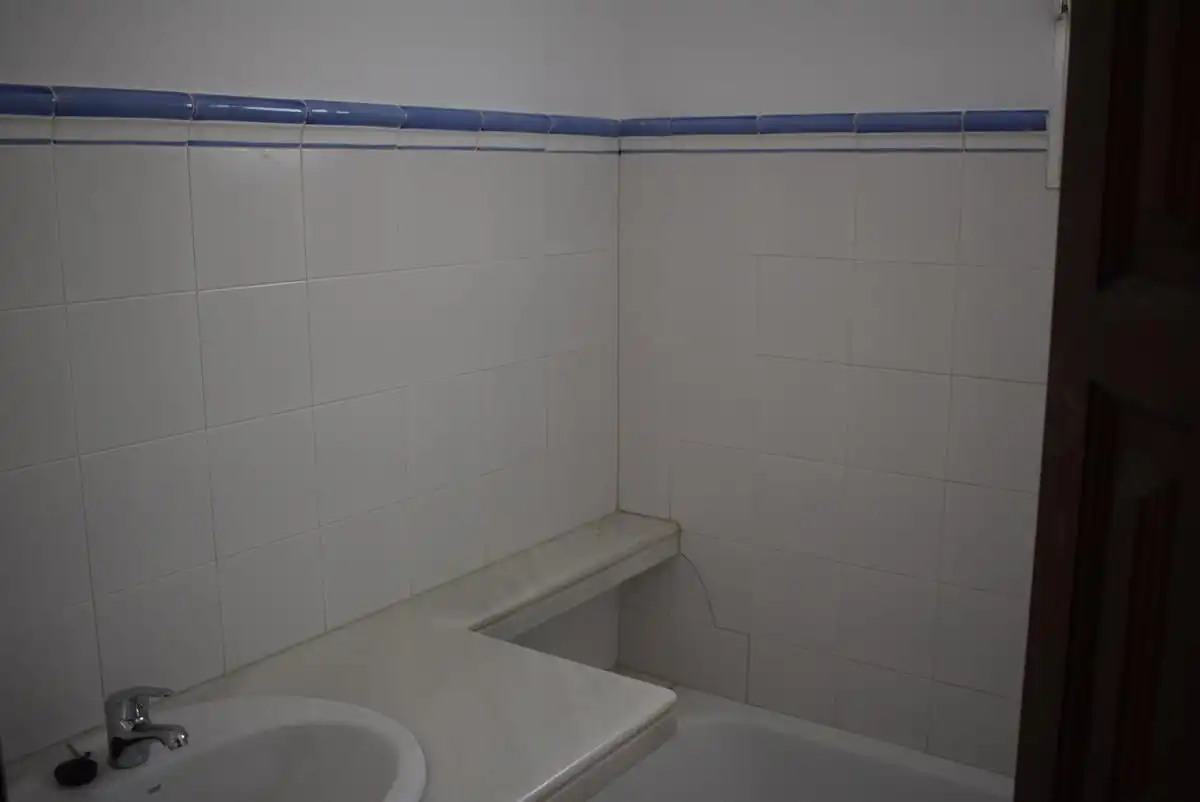 Bathroom of Houses for sale in Almuñécar  with Private garden, Terrace and Storage room