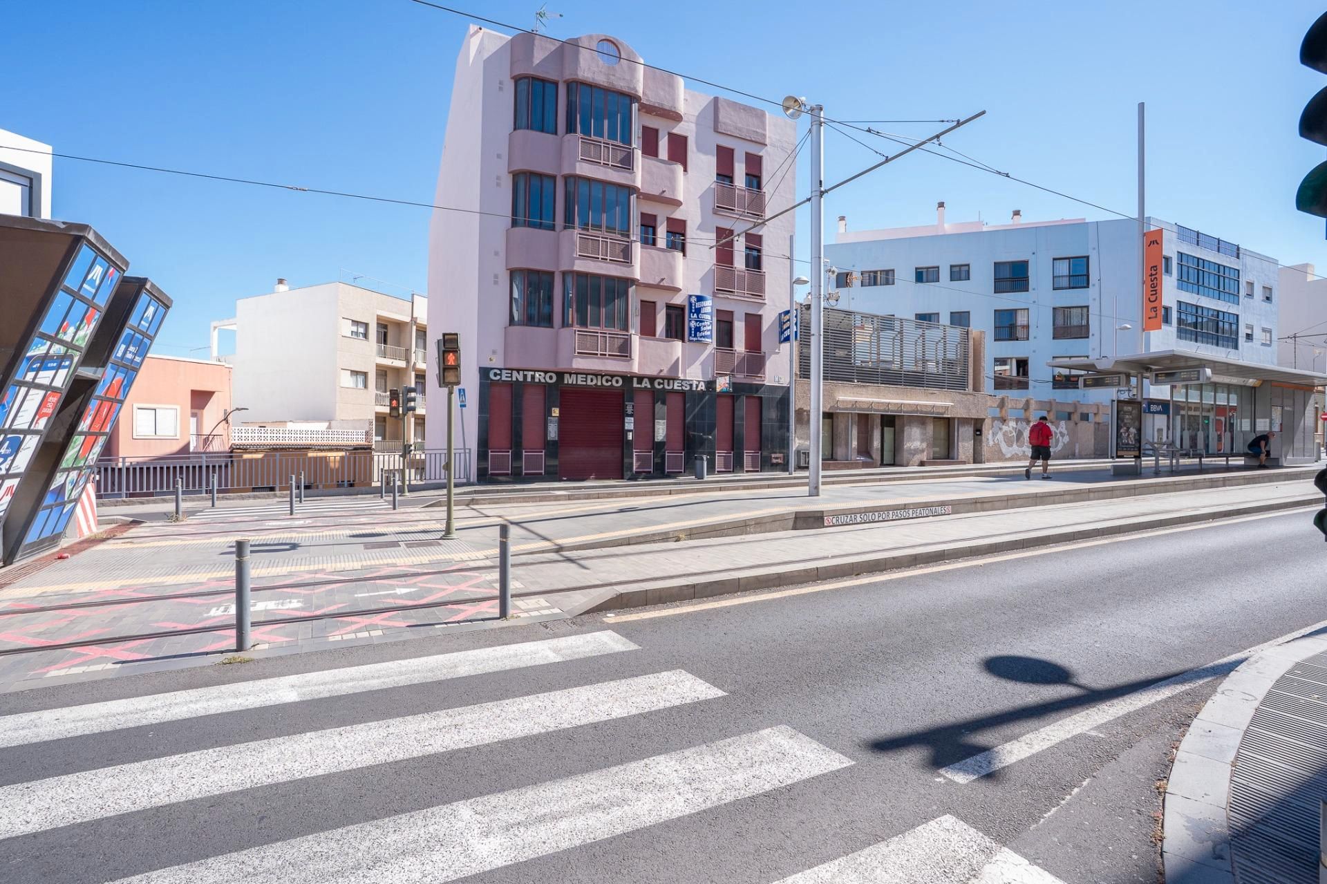 Exterior view of Building for sale in San Cristóbal de la Laguna  with Alarm
