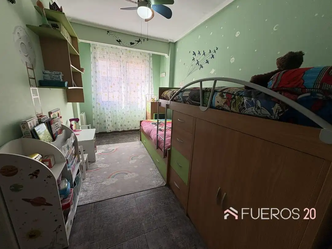 Piso con ascensor en venta en Bagatza - San Vicente, imagen 24