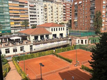 Piso con ascensor en venta en Carrer de Bertran