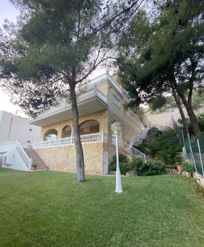 Exterior view of House or chalet for sale in Benicasim / Benicàssim  with Air Conditioner, Terrace and Storage room