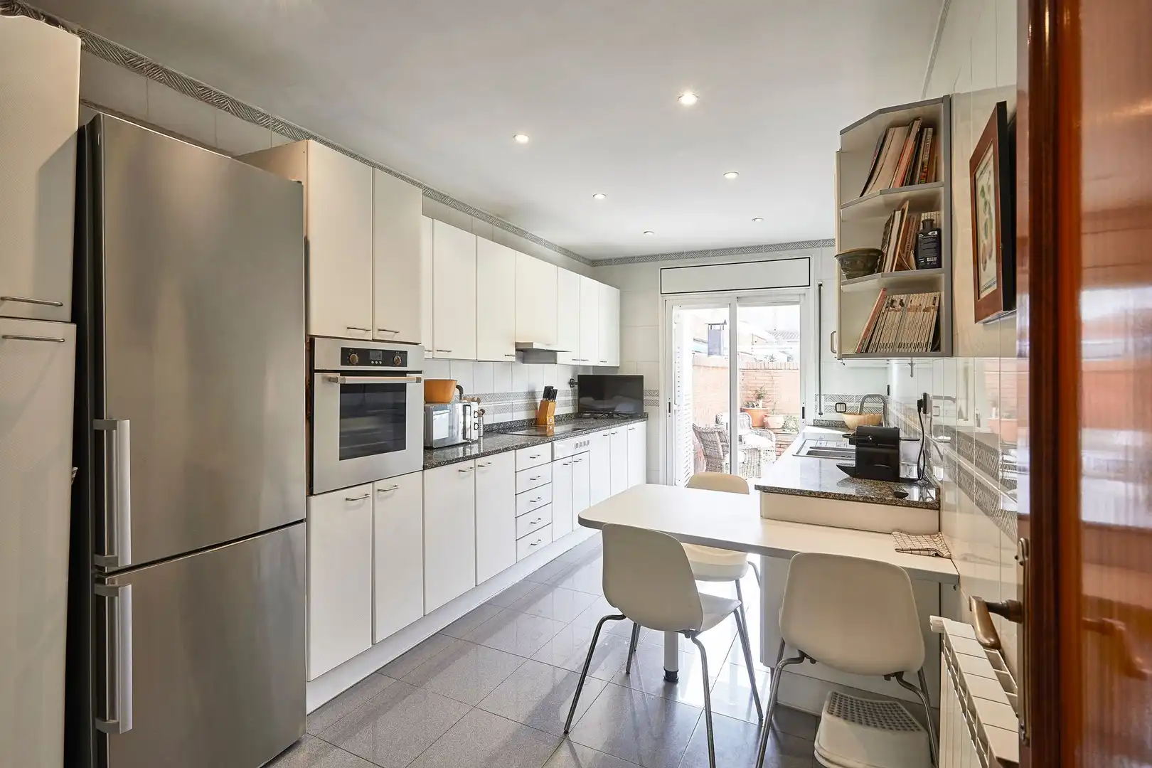 Kitchen of Detached homes for sale in Badalona  with Air Conditioner, Heating and Terrace