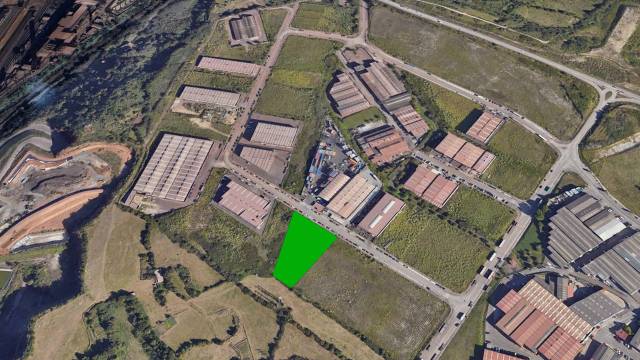 Terreno en Venta en C/ La Mecánica en Tremañes