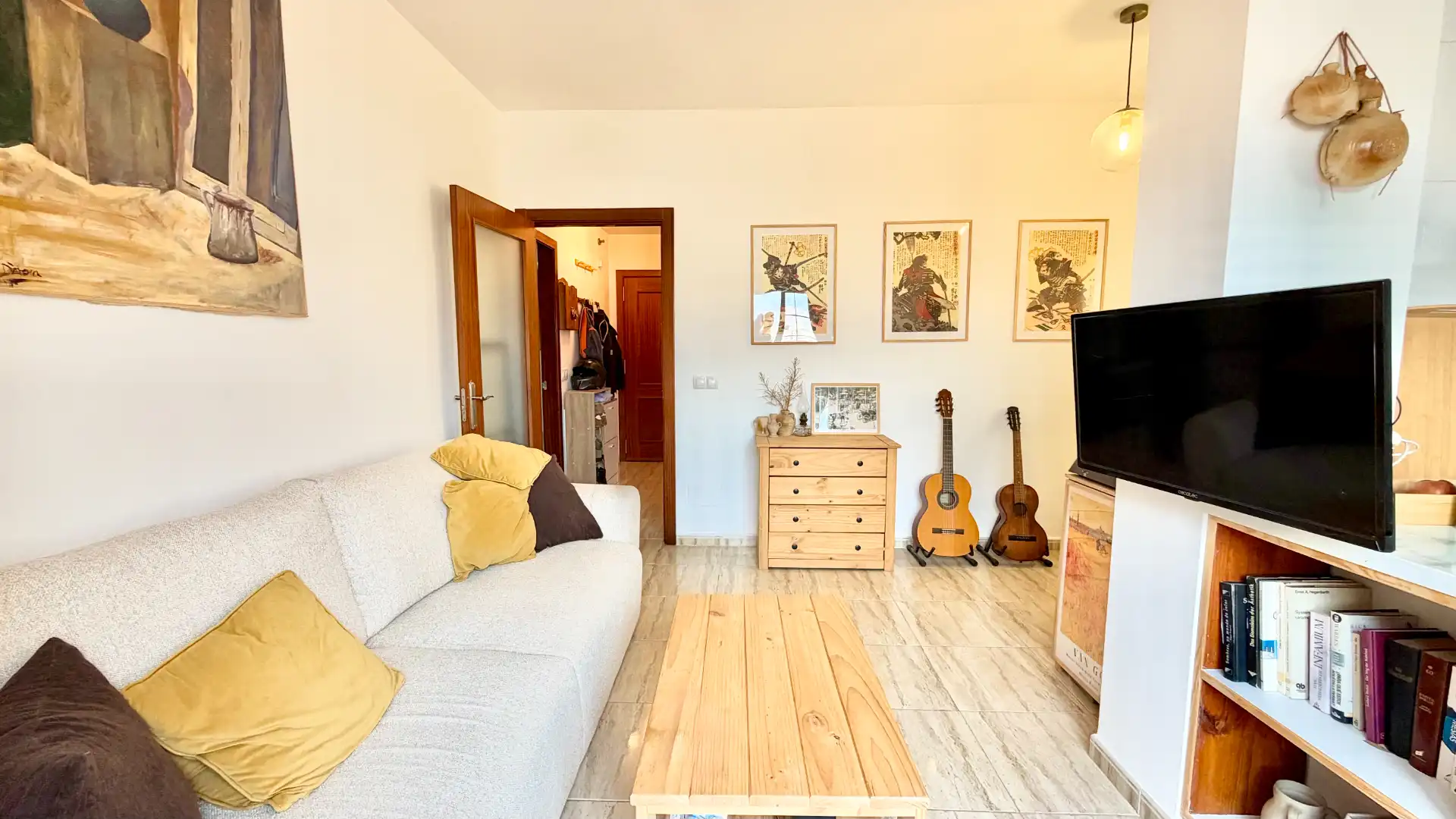 Sala de estar de Ático en venta en Roquetas de Mar ciudad