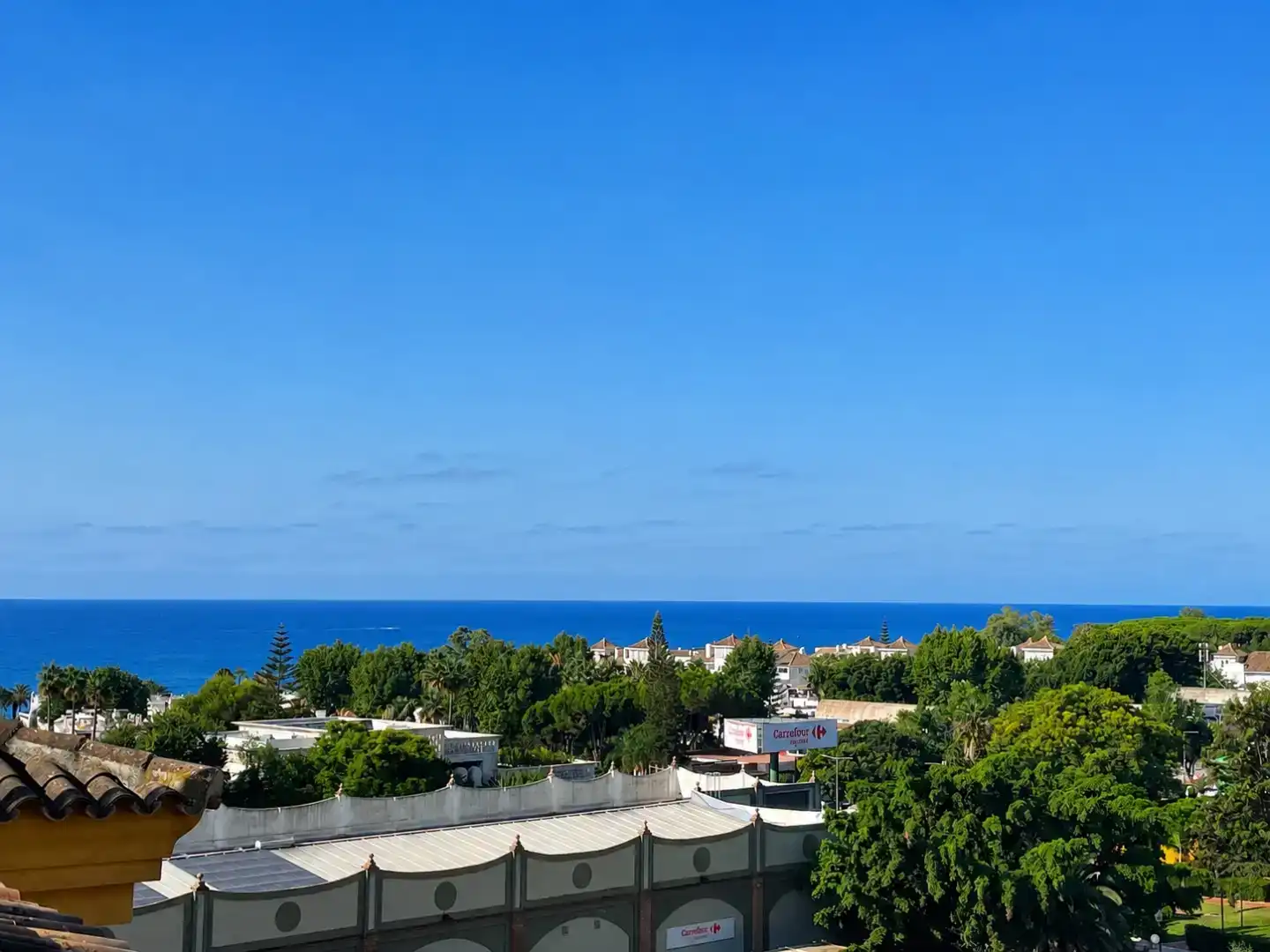 Exterior view of Flat for sale in Marbella  with Air Conditioner, Swimming Pool and Balcony