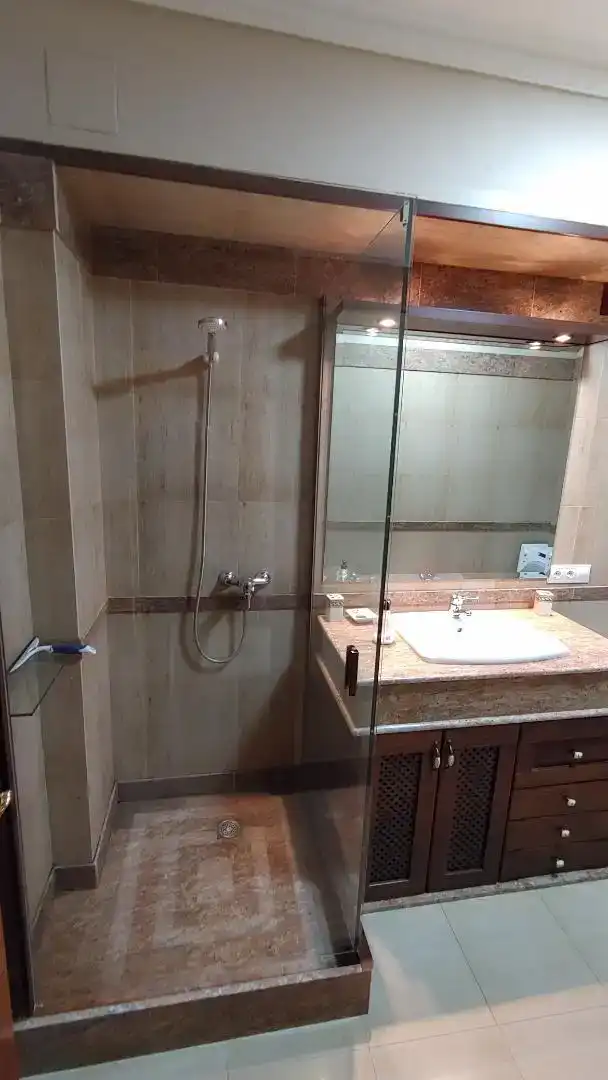 Bathroom of Flat for rent in Hinojosa del Duque, Córdoba