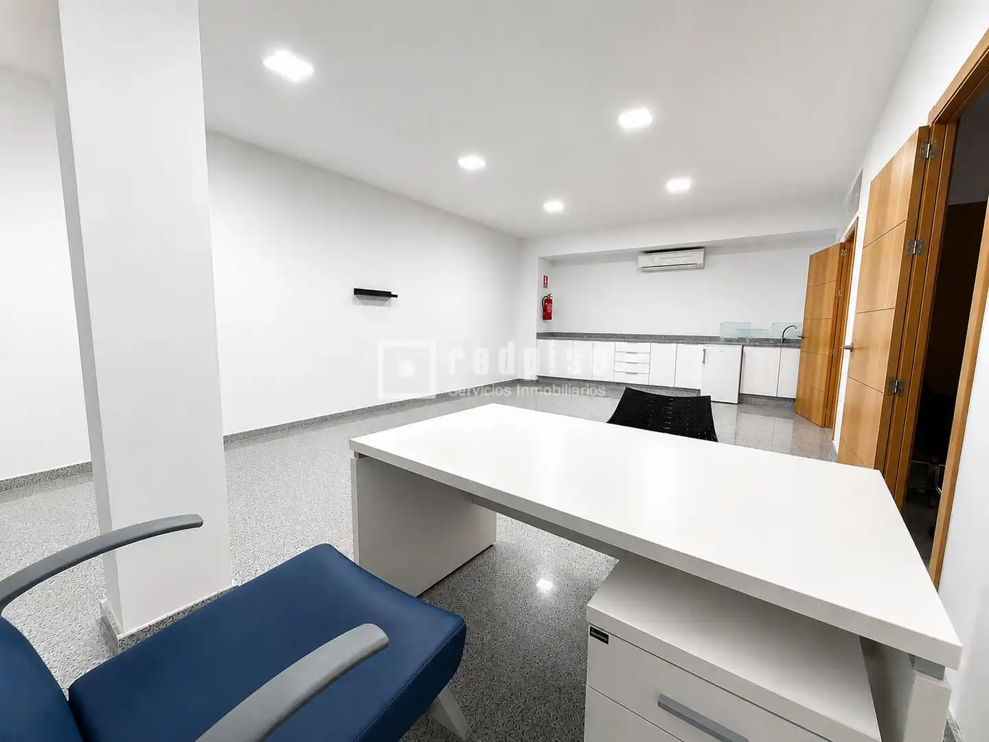 Office for sale in Torremolinos  with Air Conditioner