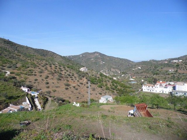 Industrial land for sale in Arenas