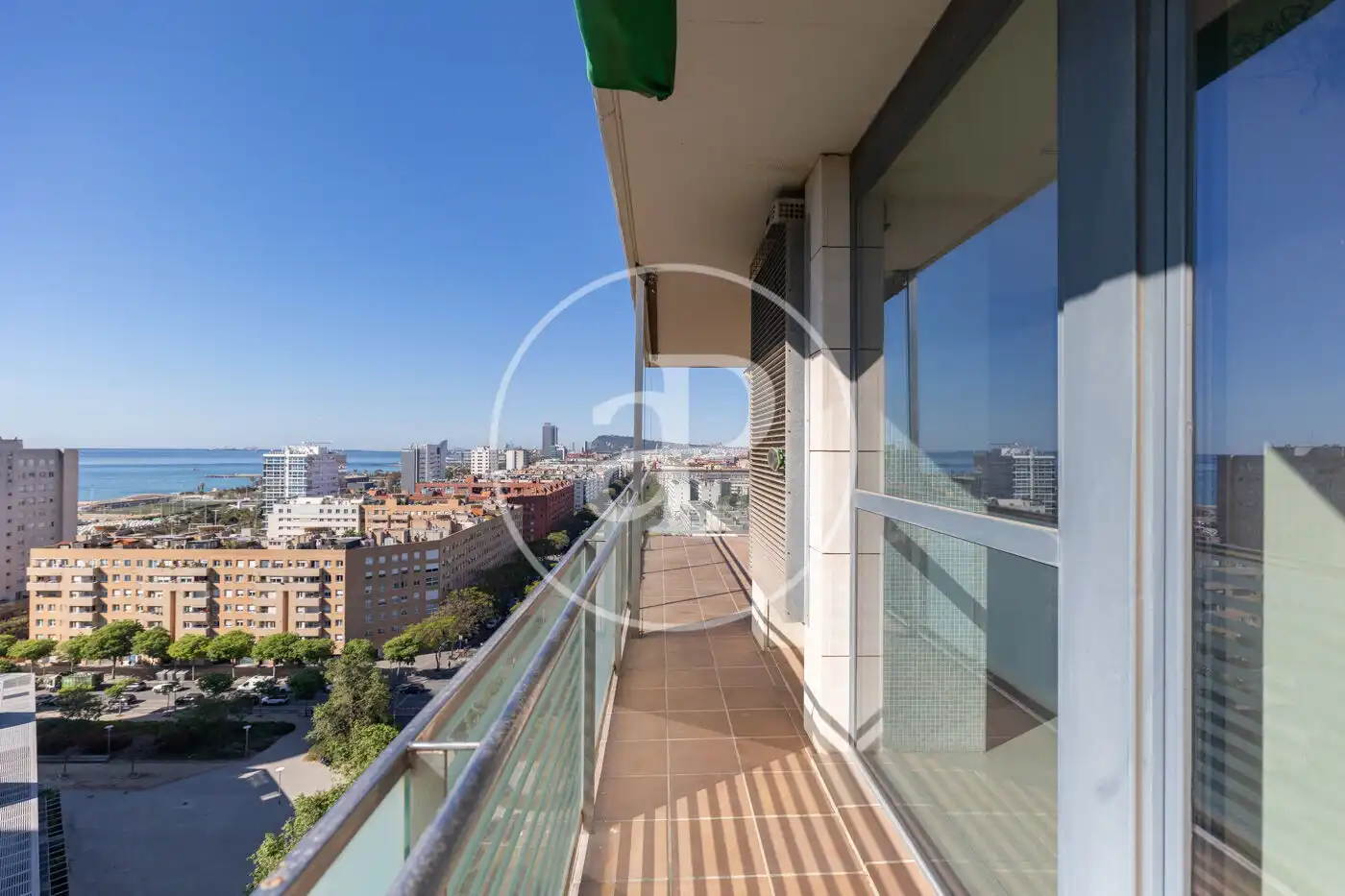 Terraza de Piso en venta en Barcelona con Aire acondicionado, Calefacción y Jardín privado