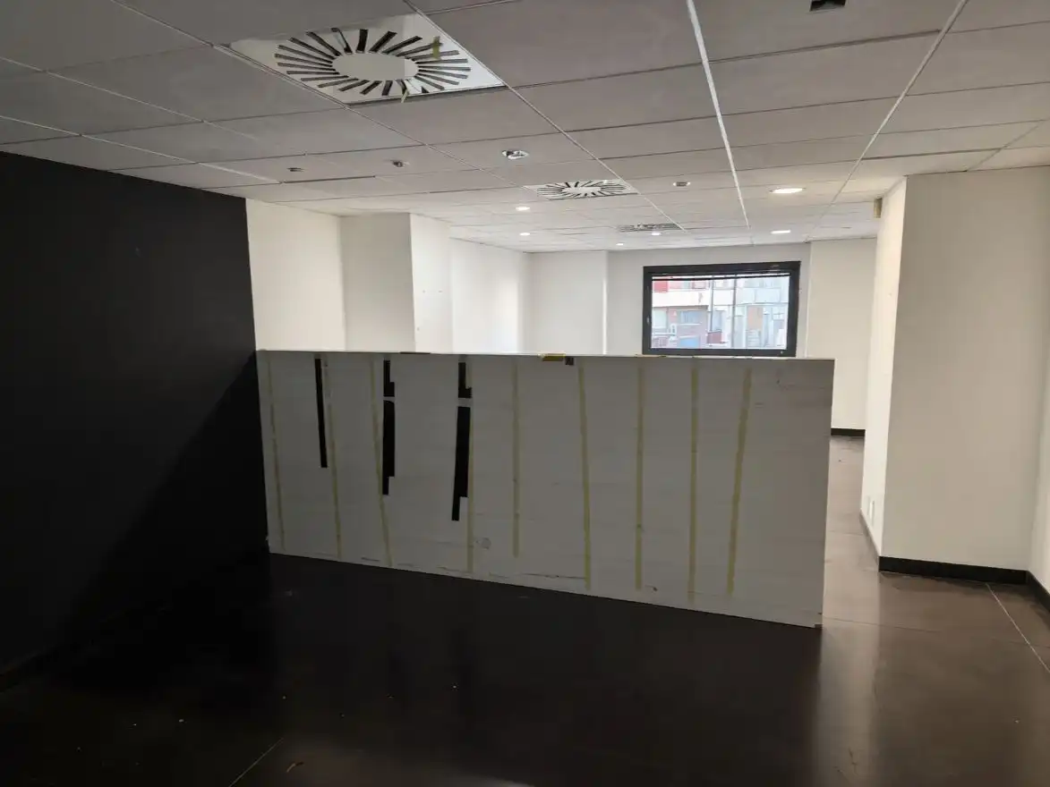 Oficina de lloguer en Zaragoza amb Internet