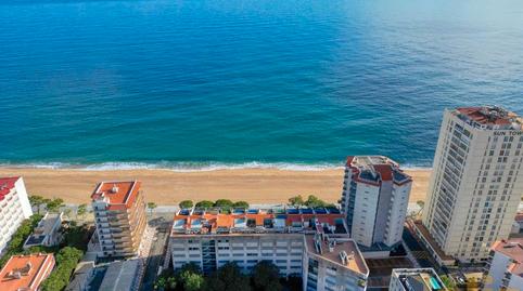 Foto 4 de Apartament en venda a Passeig Marítim, 114, Centre - Platja, Girona