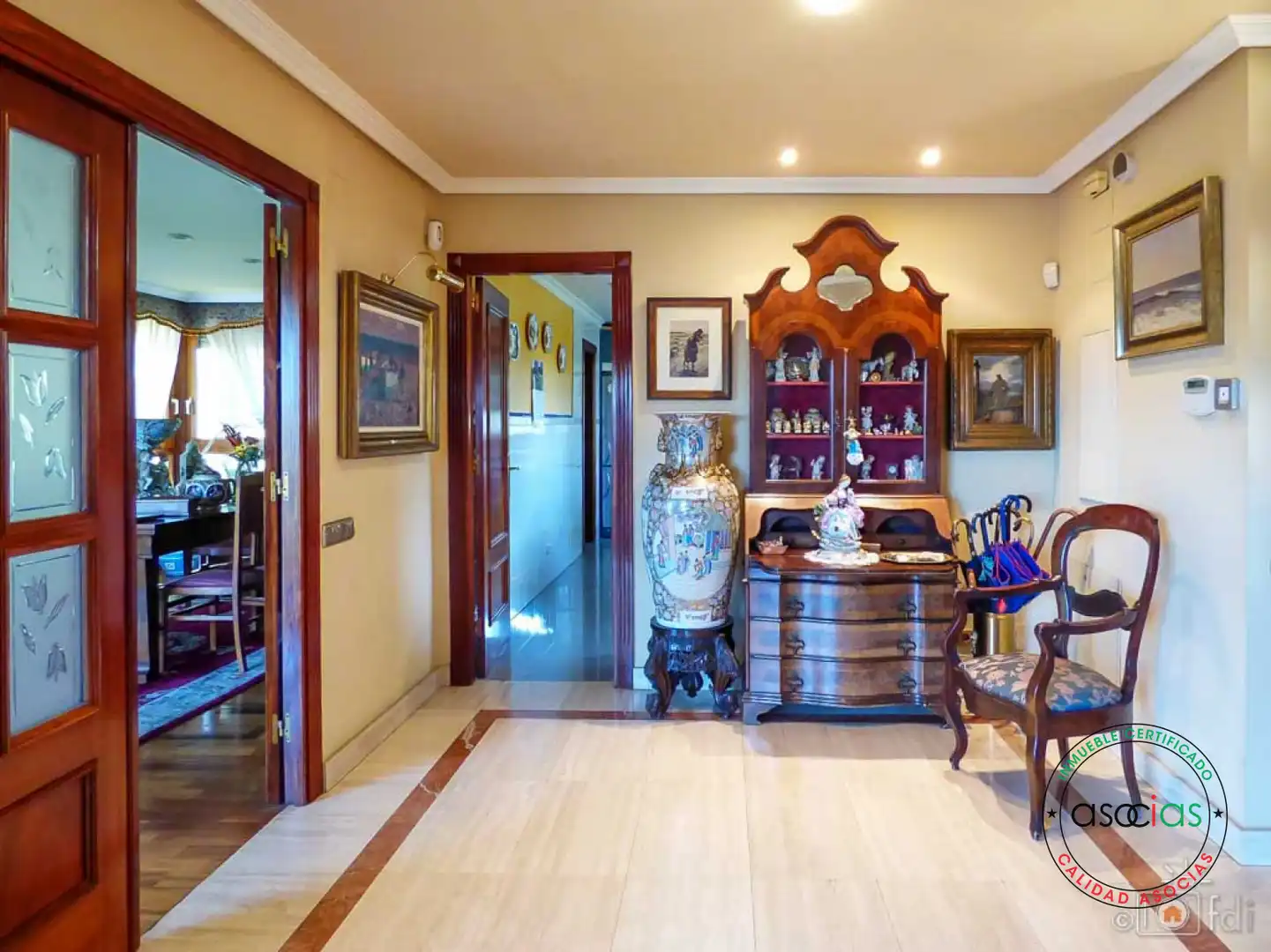 Casa o xalet en venda en Oviedo  amb Calefacció, Jardí privat i Parquet