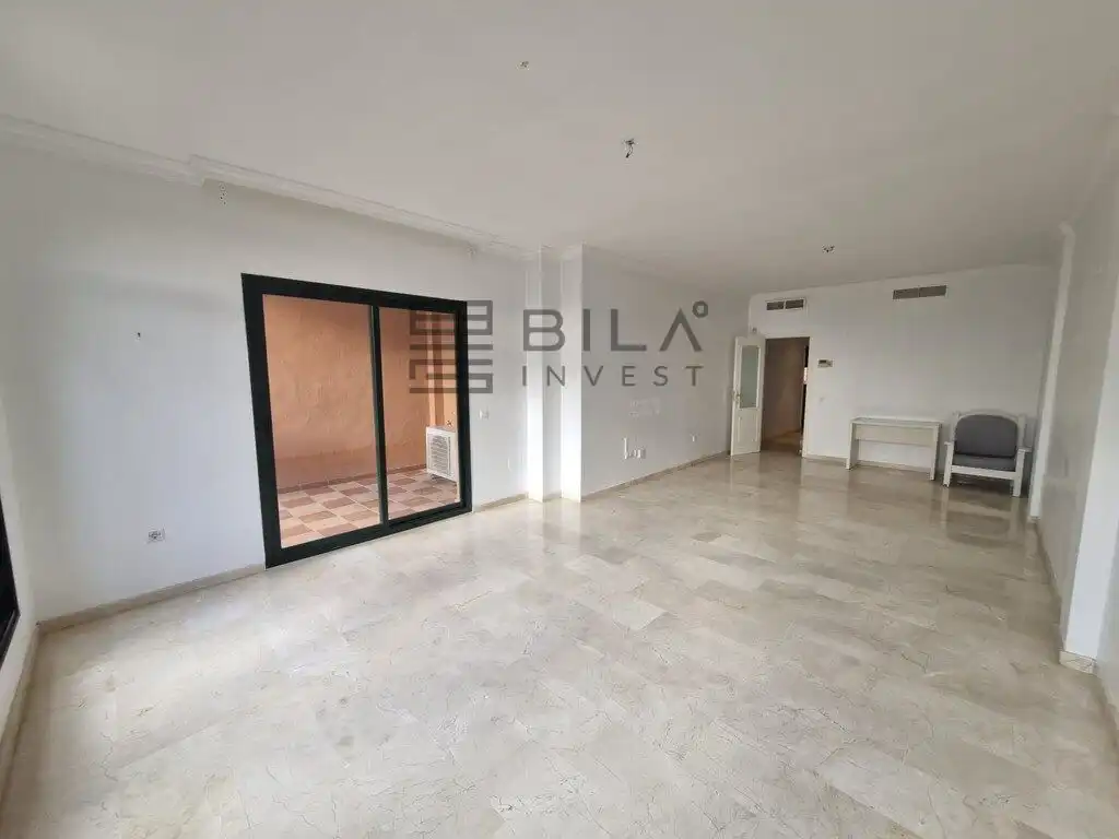 Außenansicht von Wohnung zum Verkauf in Marbella mit Klimaanlage, Terrasse und Abstellraum