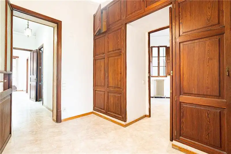 Piso en venta en  Palma de Mallorca con Balcón