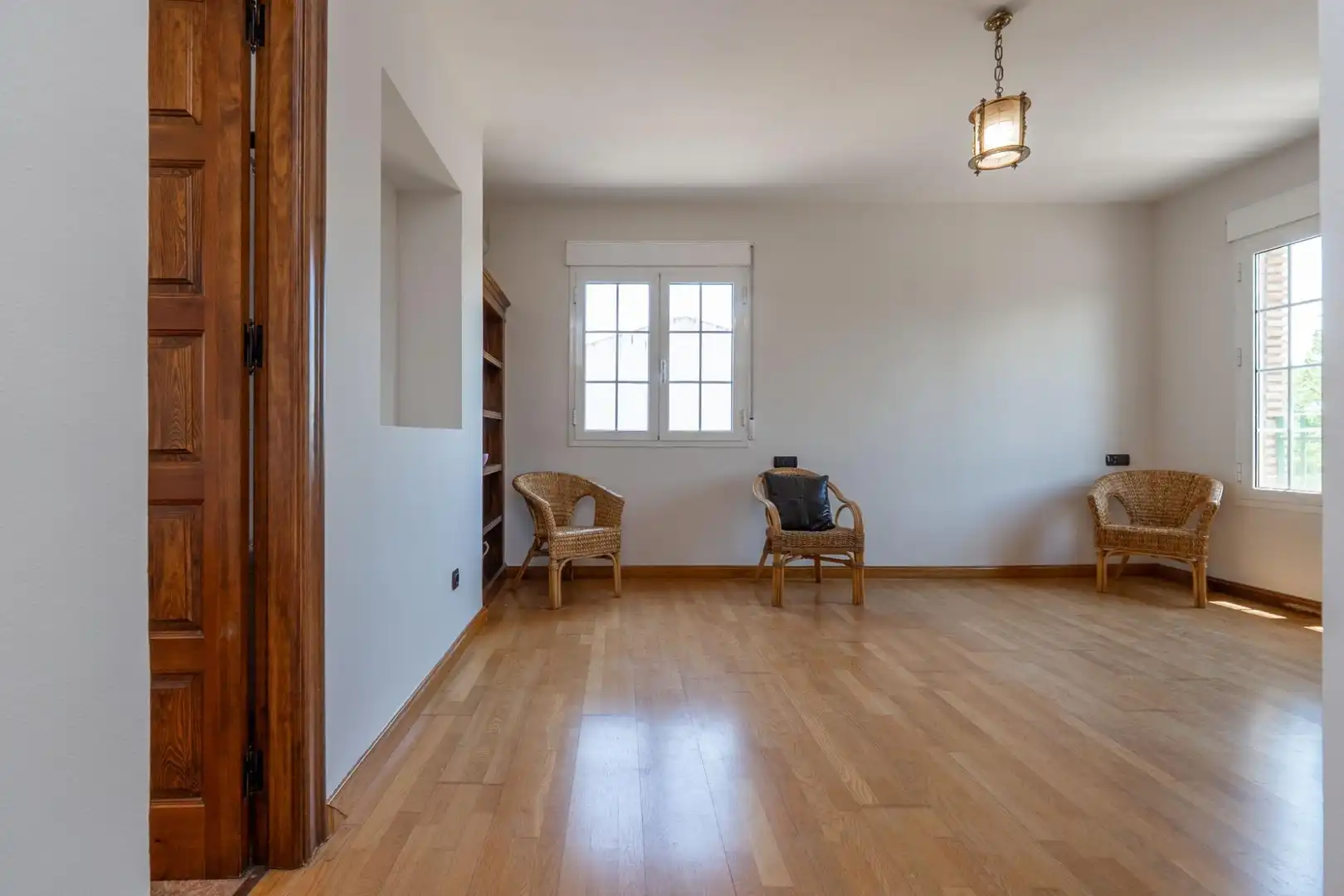 Sala d'estar de Casa o xalet en venda en Santa Fe amb Aire condicionat, Calefacció i Jardí privat