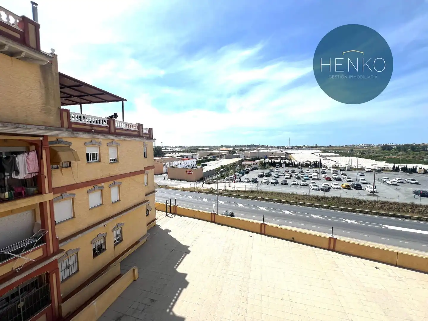 Vista exterior de Piso en venta en Lepe con Trastero, Balcón y Alarma