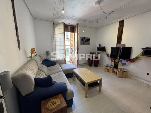 Piso en Venta en Aiztogile Kalea en Casco Viejo