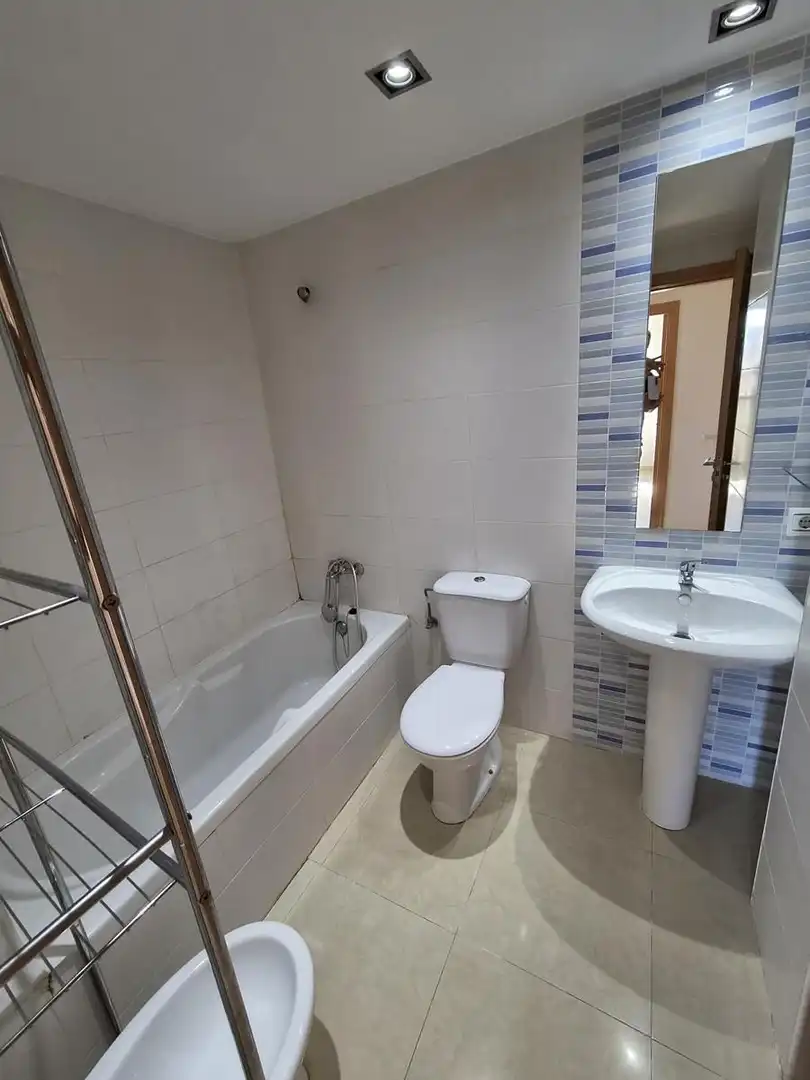 Wohnung zur Miete in Zaragoza, Borriol
