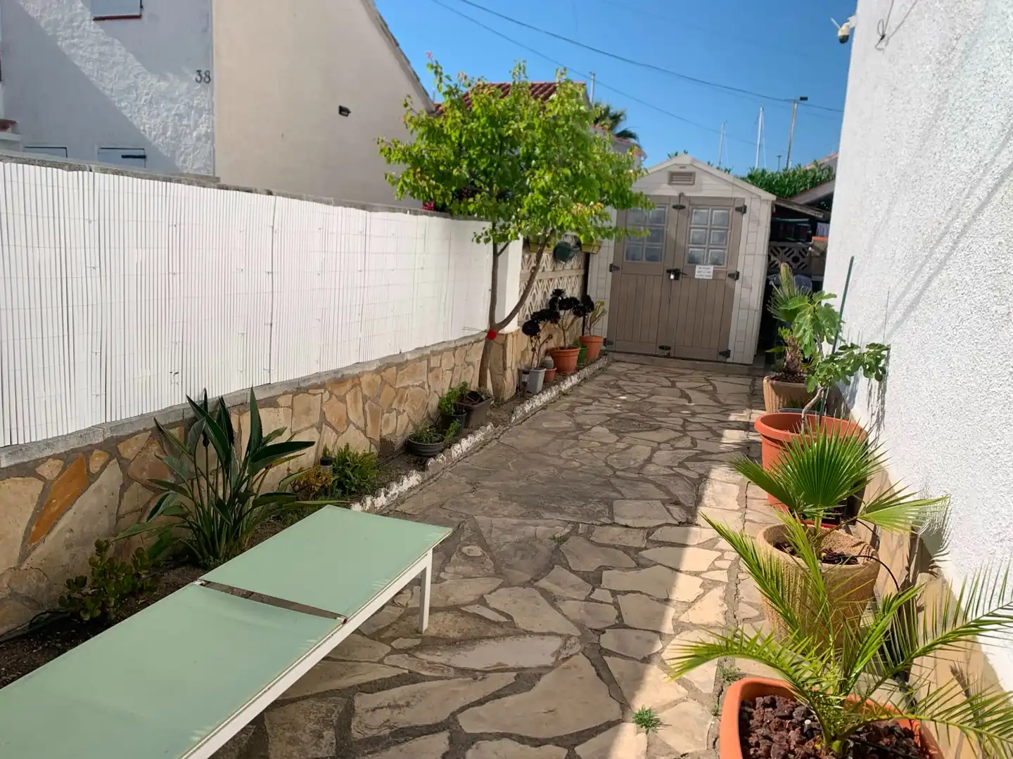 Jardín de Casa adosada en venta en Roses con Aire acondicionado, Calefacción y Jardín privado