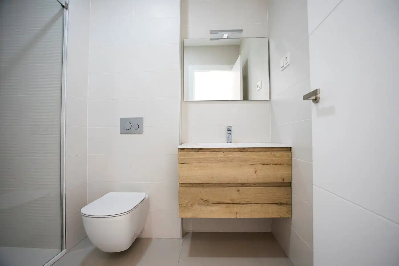 Bathroom of Houses for sale in Elche / Elx  with Air Conditioner, Heating and Private garden