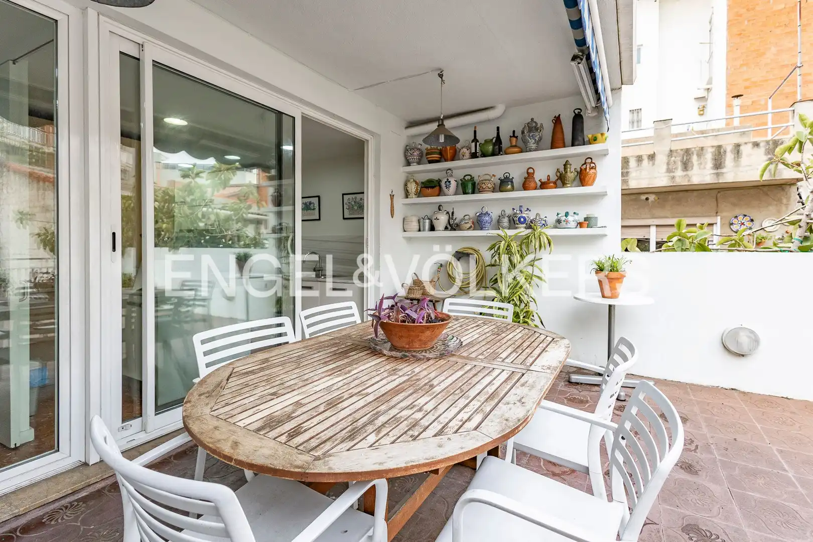 Terrassa de Casa o xalet en venda en Sant Joan Despí amb Aire condicionat, Calefacció i Jardí privat