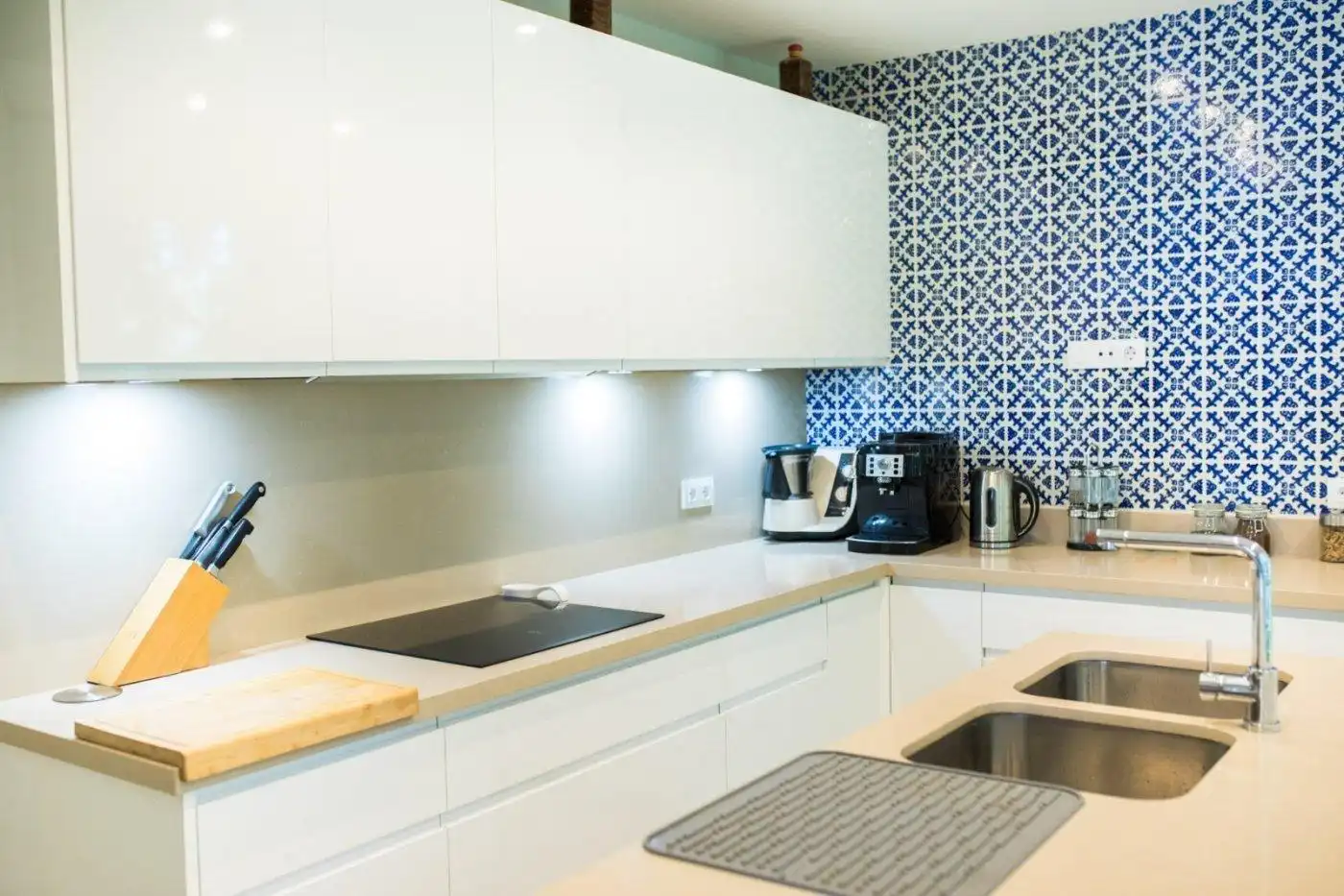 Kitchen of Houses for sale in Córdoba  with Air Conditioner, Heating and Private garden