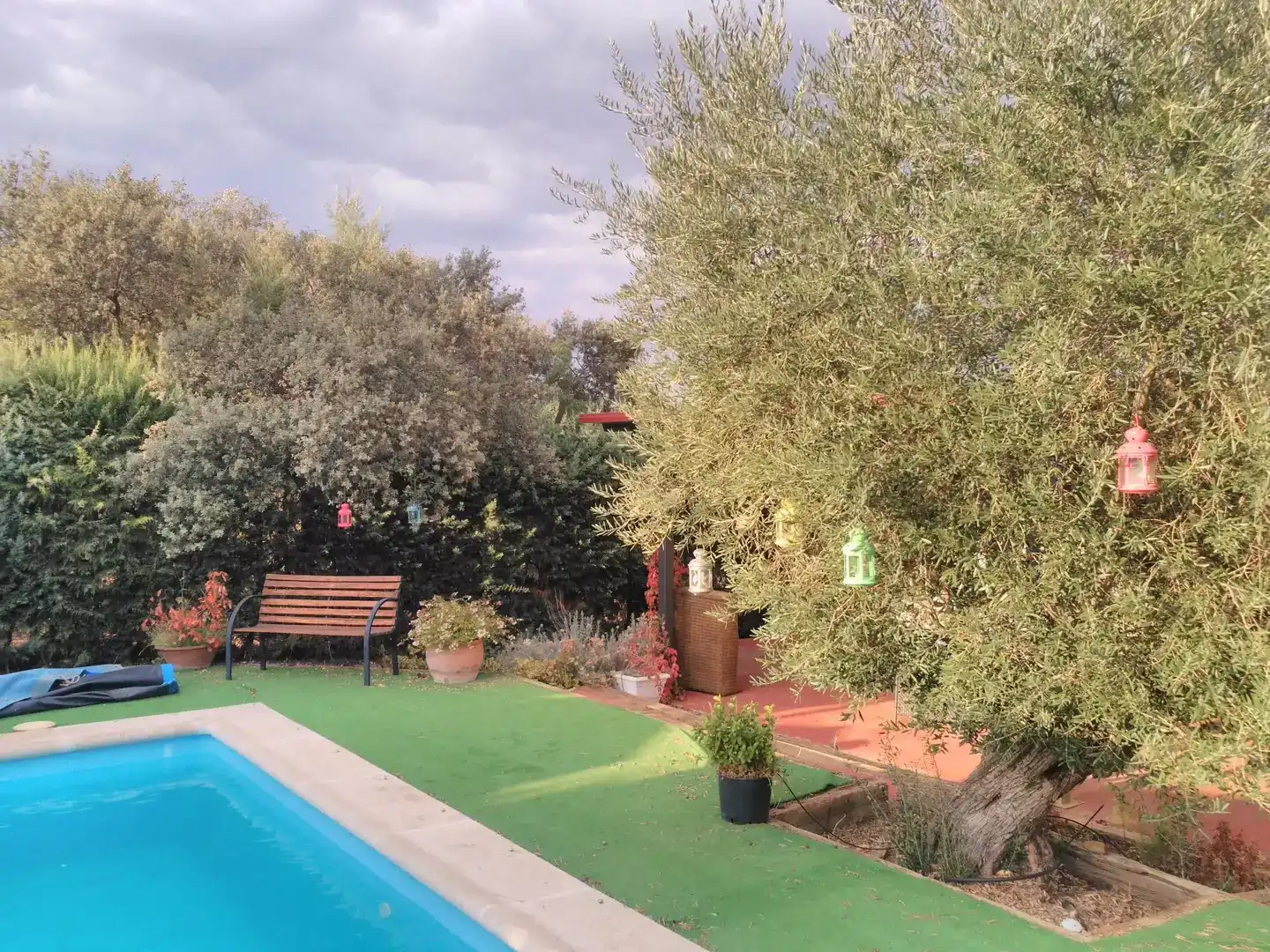 Jardí de Casa o xalet en venda en Valdecaballeros amb Aire condicionat i Piscina