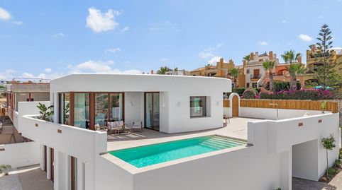 VILLA DE LUJO DE OBRA NUEVA EN LA FINCA GOLF, ALGORFA  4 DORMITORIOS, 3 BAÑOS, 1 ASEO Y PISCINA PRIVADA, Bild 2