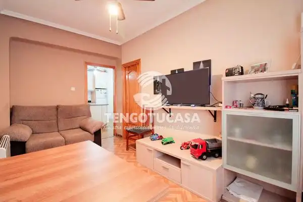 Piso en venta en Calle de Etruria, Canillejas