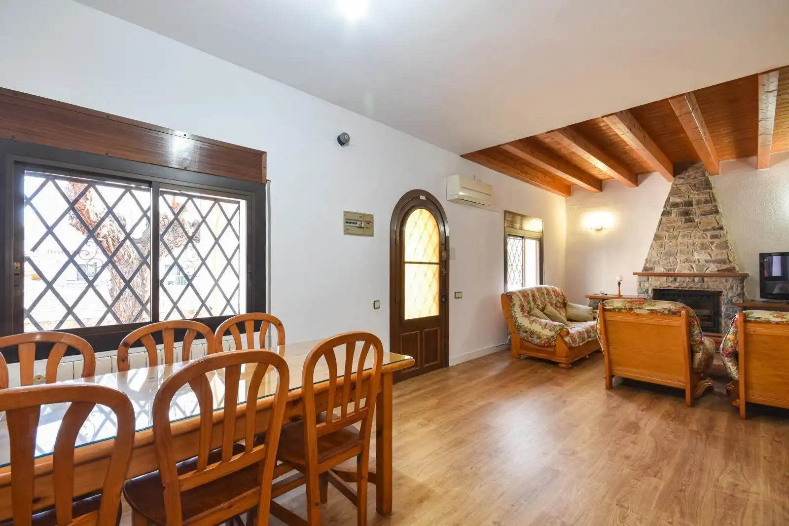 Casa o chalet en venta en Santa Perpètua de Mogoda con Aire acondicionado, Calefacción y Jardín privado