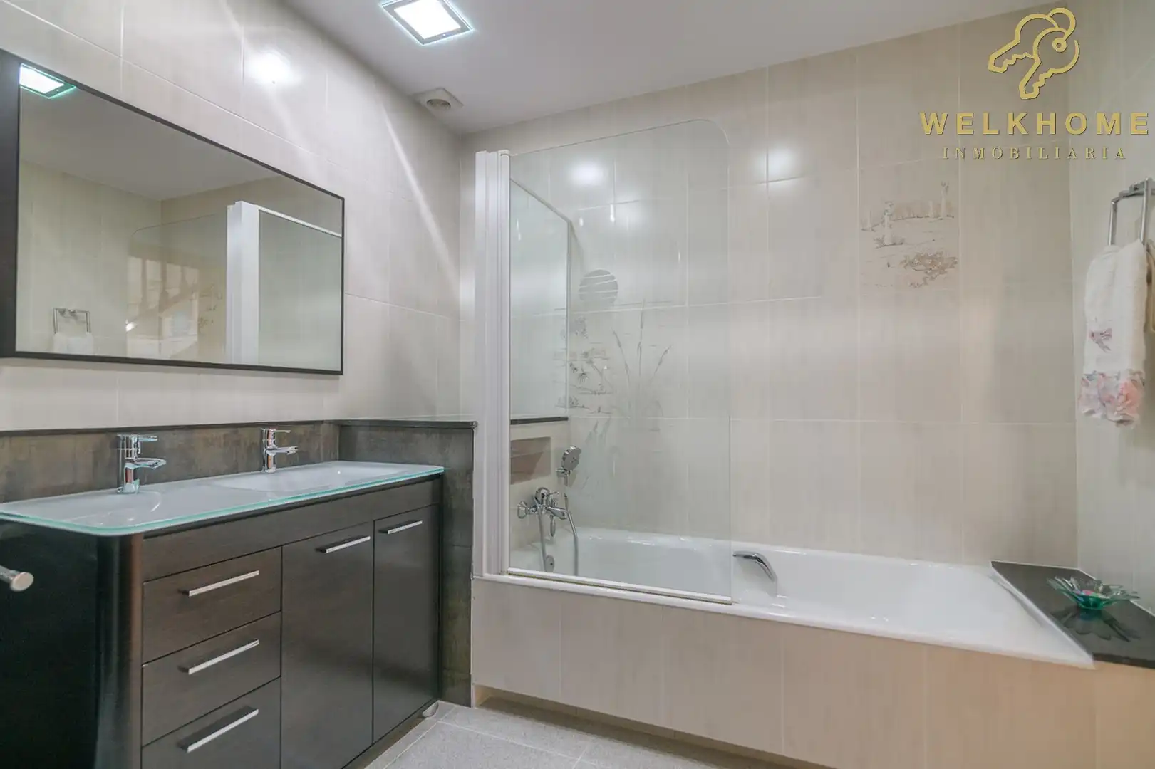 Baño de Casa o chalet en venta en Gavà con Aire acondicionado, Calefacción y Terraza