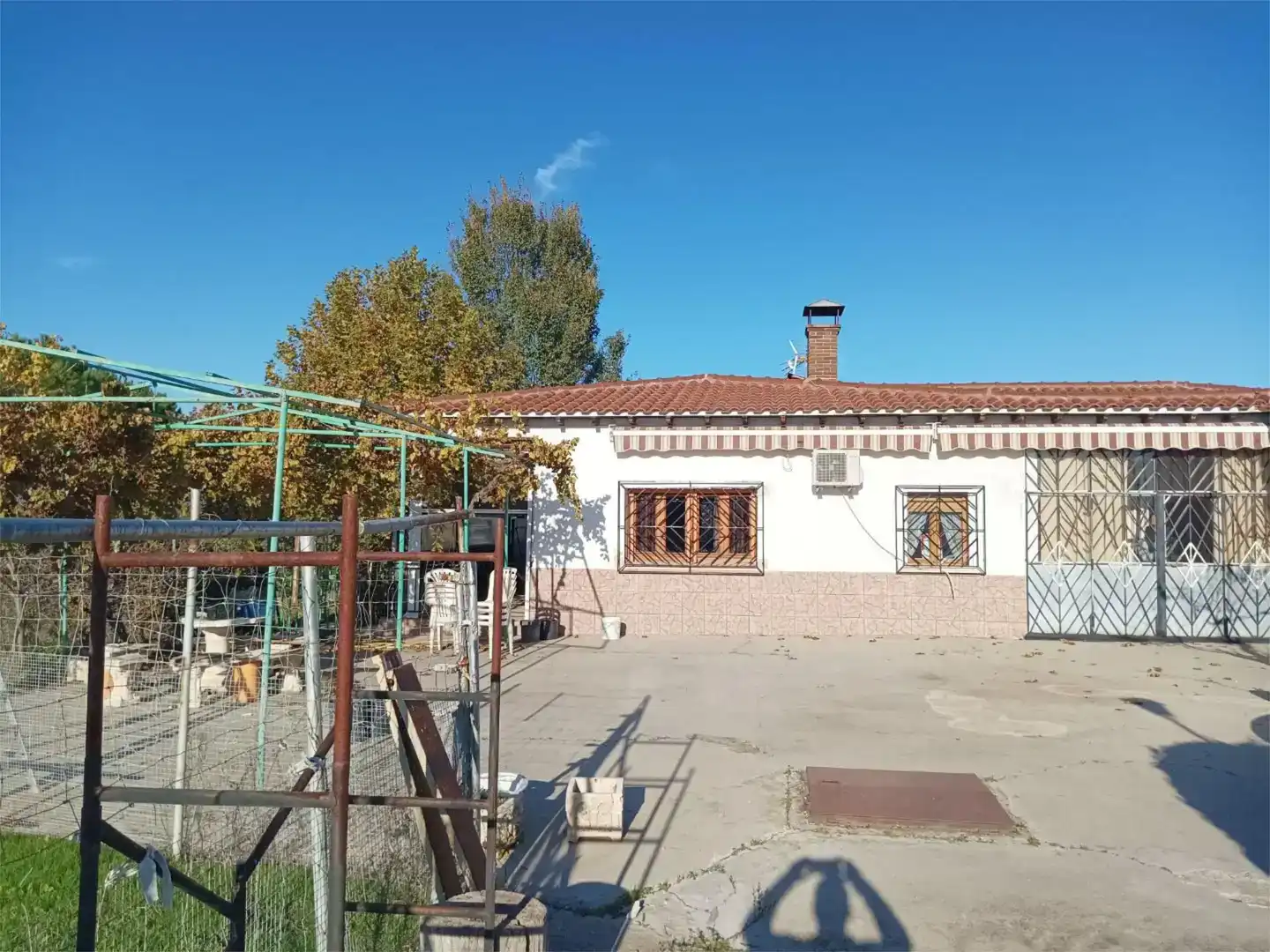 Vista exterior de Finca rústica en venta en Hormigos con Aire acondicionado, Jardín privado y Parquet