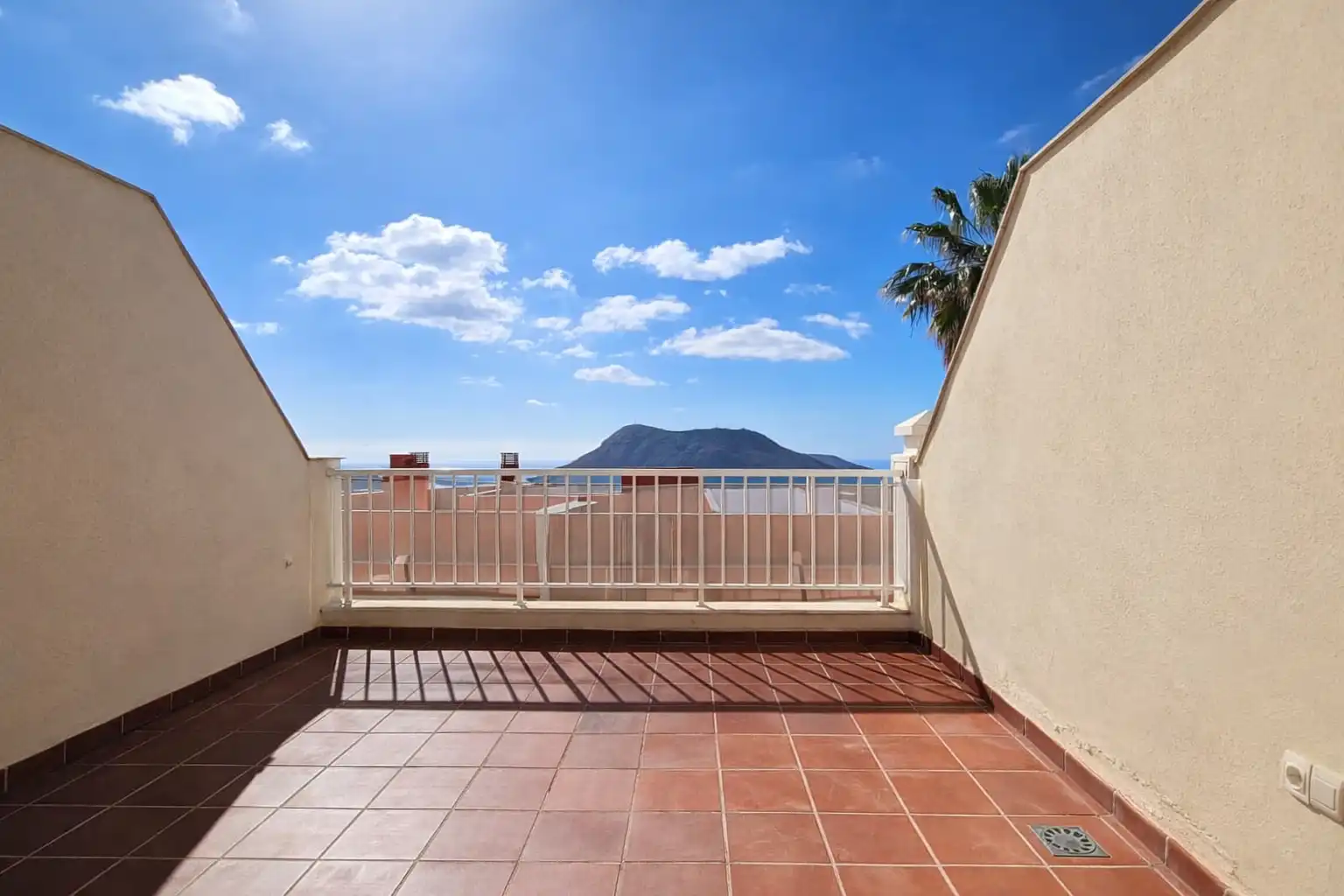 Terraza de Apartamento en venta en Arona con Terraza, Horno y Lavadora