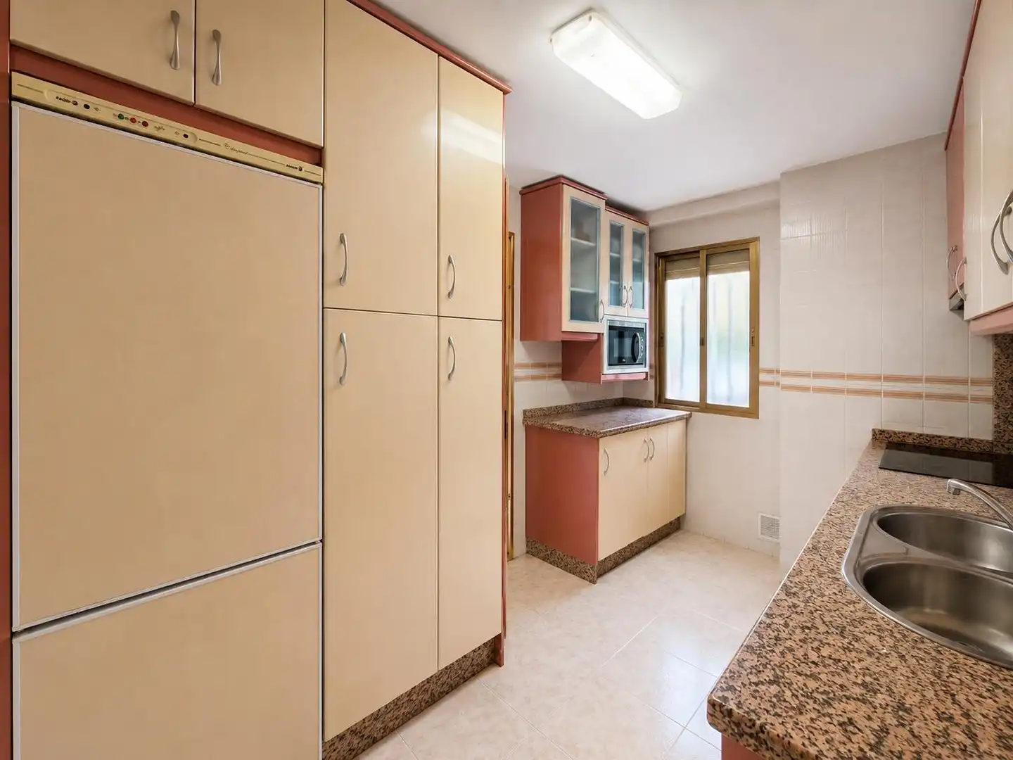 Cuina de Pis en venda en Mérida amb Aire condicionat i Terrassa