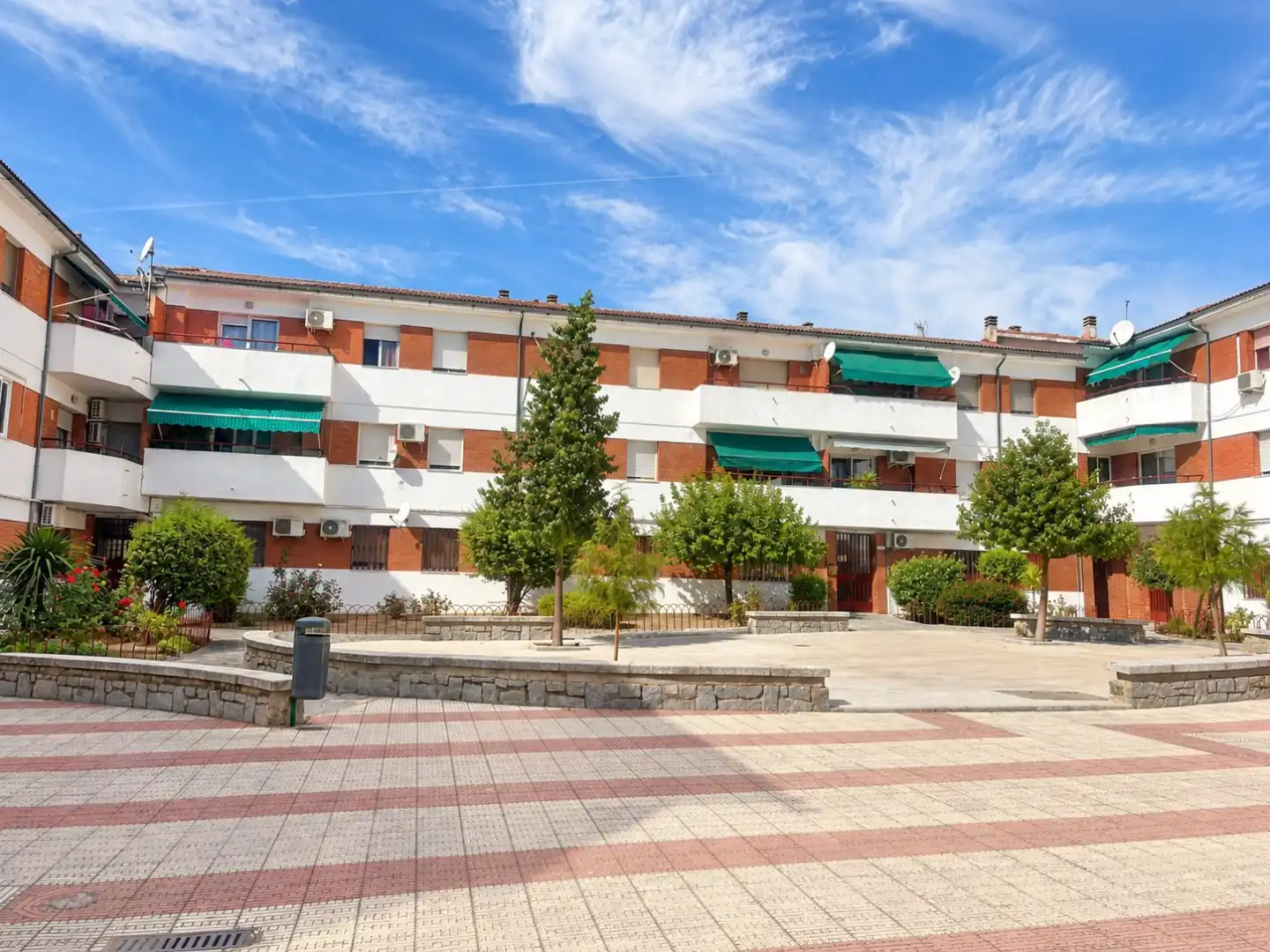 Vista exterior de Piso en venta en Pozoblanco con Aire acondicionado y Balcón